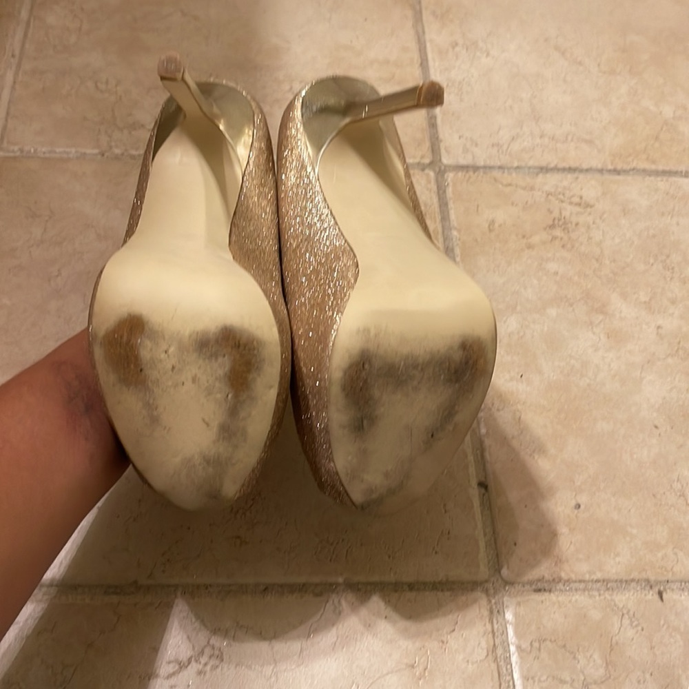 High heels - Picture 4 of 4